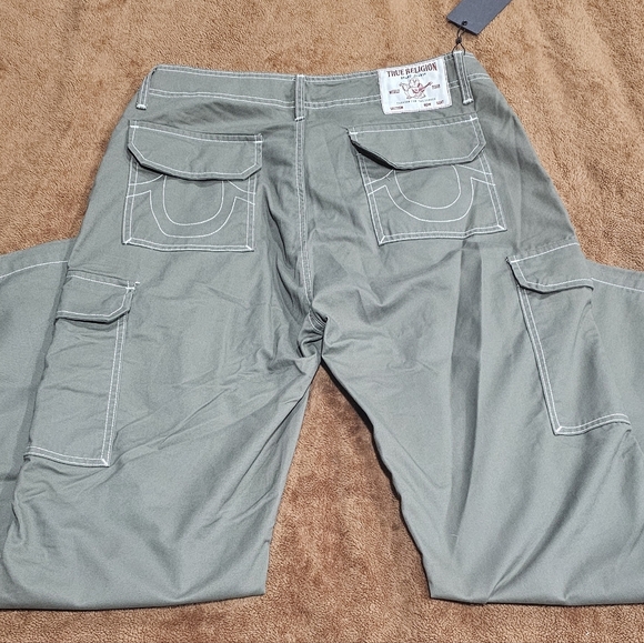True Religion Men's Sage Cargo Pants - Picture 2 of 8